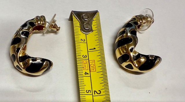 Pierced Earrings Gold Tone and Black Enamel Oblong Half Hoop Heavy Drop 1 1/4″