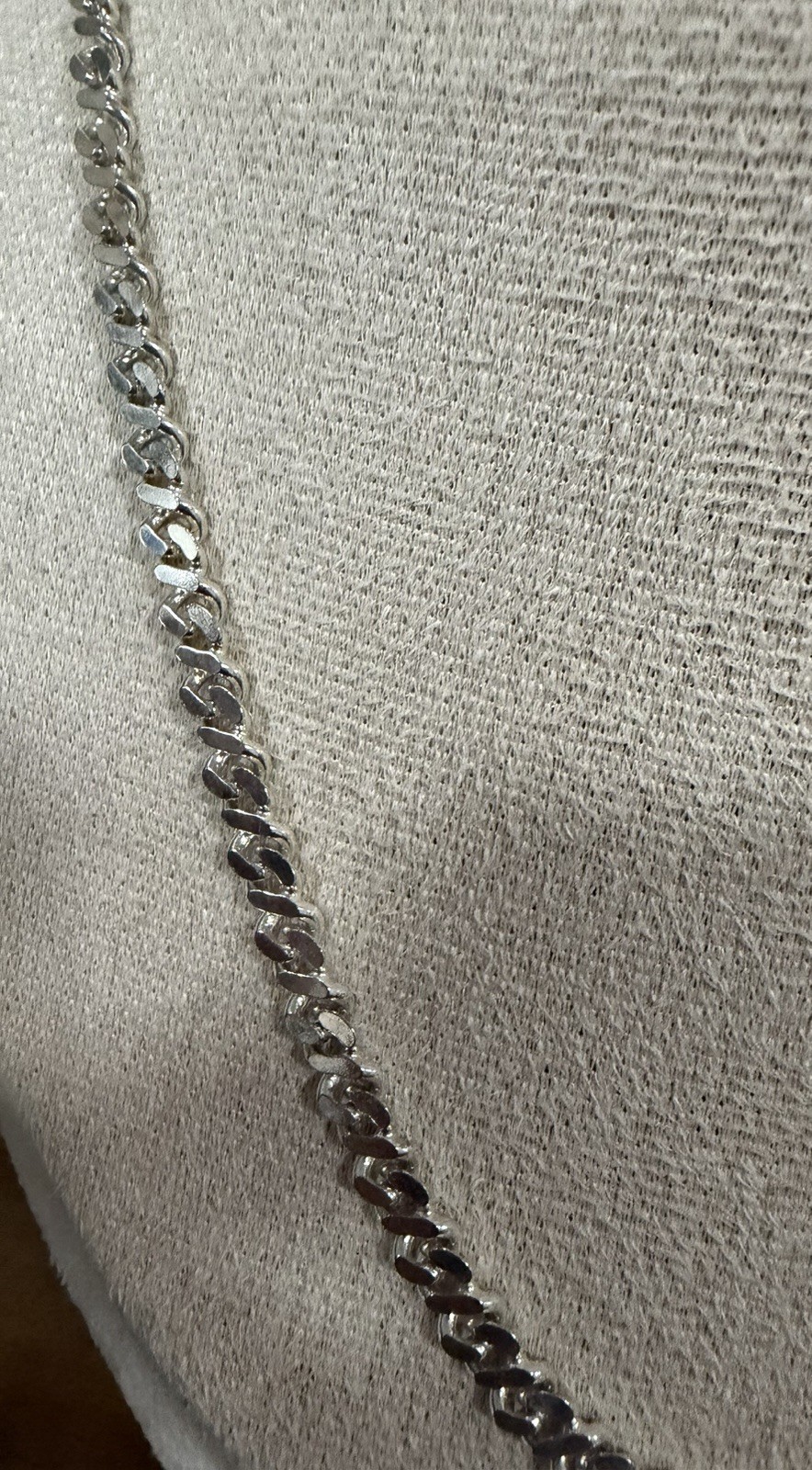 Italy 925 Sterling Silver 4mm Infinity Link Chain/Necklace Men’s/Women’s 24” L.