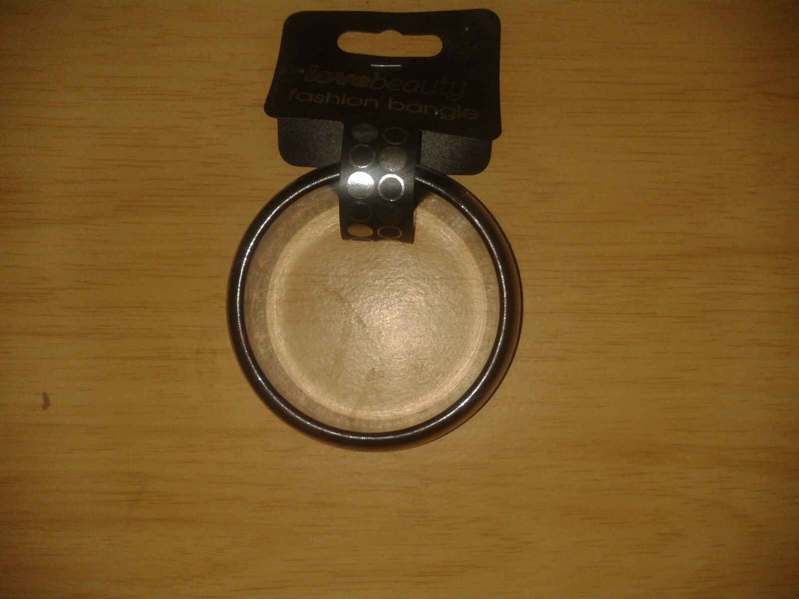 Mid 2010’s love beauty large fashion bangle.6.7cm’s inner diameter . (C36a)
