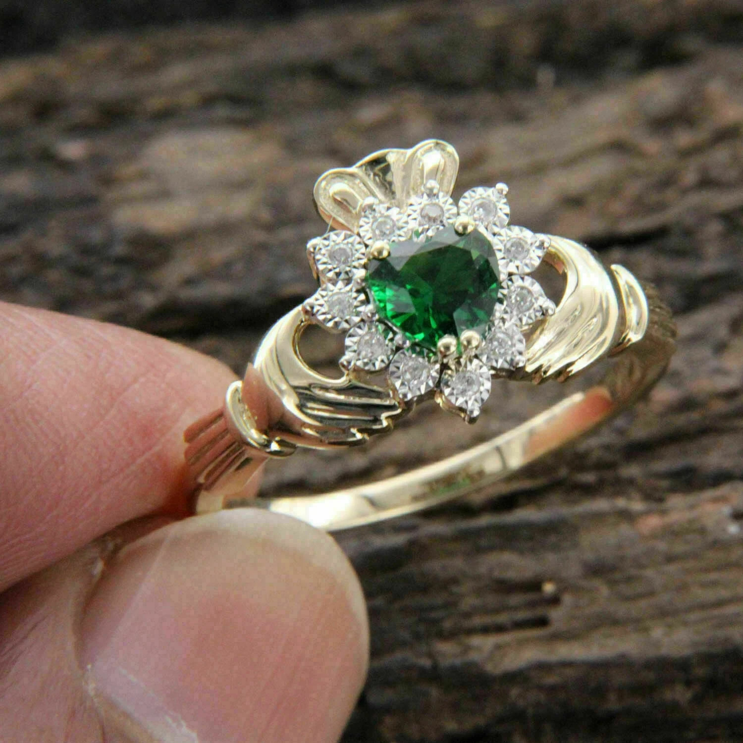 1.00Ct Heart Shape Green Emerald Claddagh Engagement Ring 14k Yellow Gold Plated