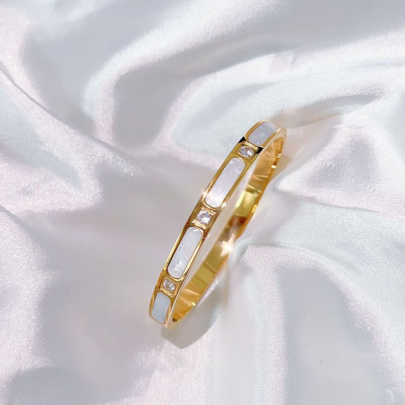 Woman 18K Gold Plate Stainless Steel Mother of Pearl CZ Bangle Bracelet Cuff