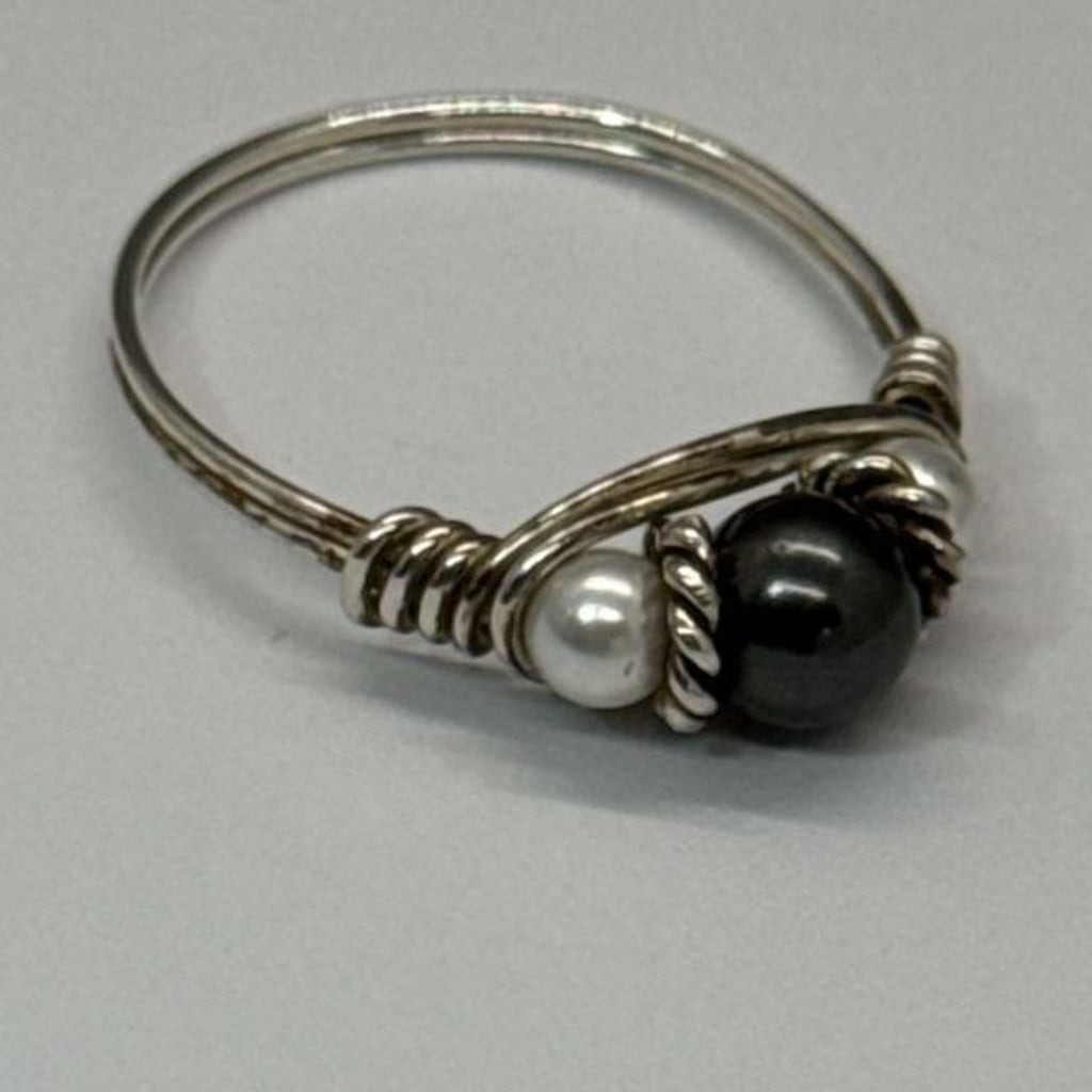 Wire Wrapped Statement Ring Dark Gray & White Faux Pearl Beads Silver Tone