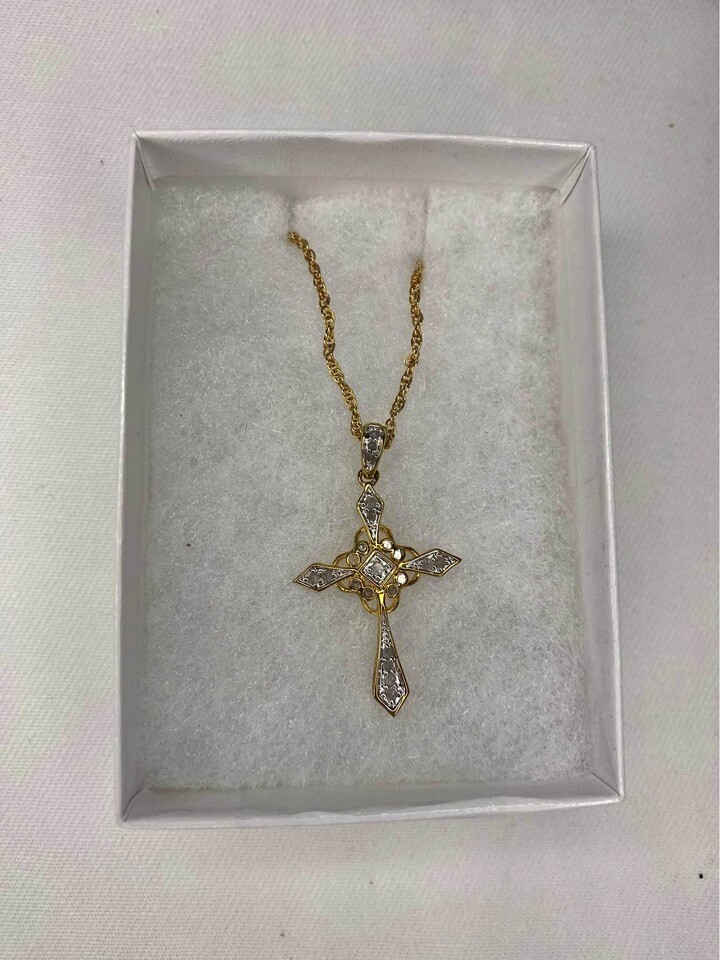 0.25 CTW Diamond, Gold Over Brass Cross Pendent Necklace MSRP $300 – Brand New