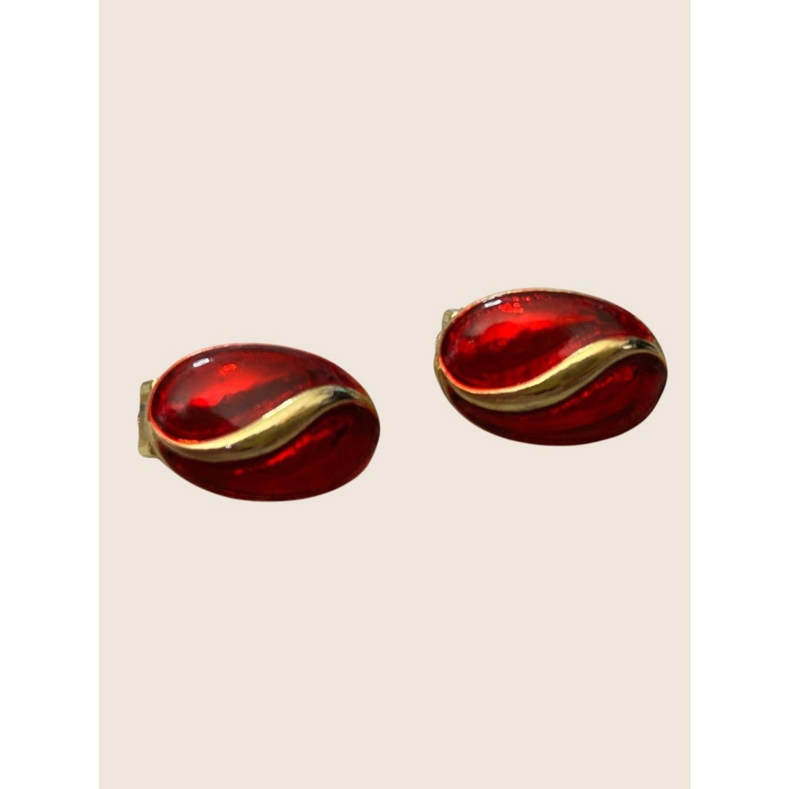 ❤️ VTG 80s RED ENAMEL GOLD TONE OVAL SWIRL WAVE DOMED ESTATE CLIP ON EARRINGS