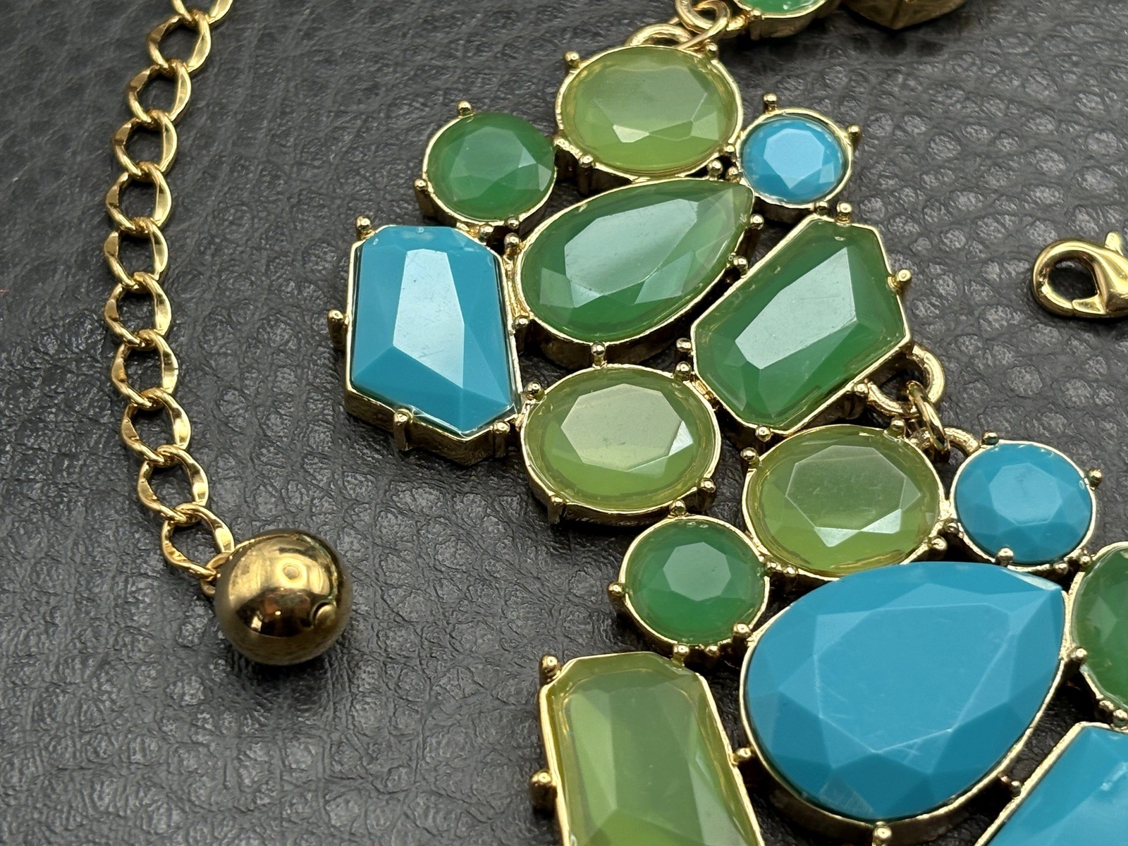 Kate Spade New York Gold Tone Green Blue Faceted Statement Chunky Bib Necklace