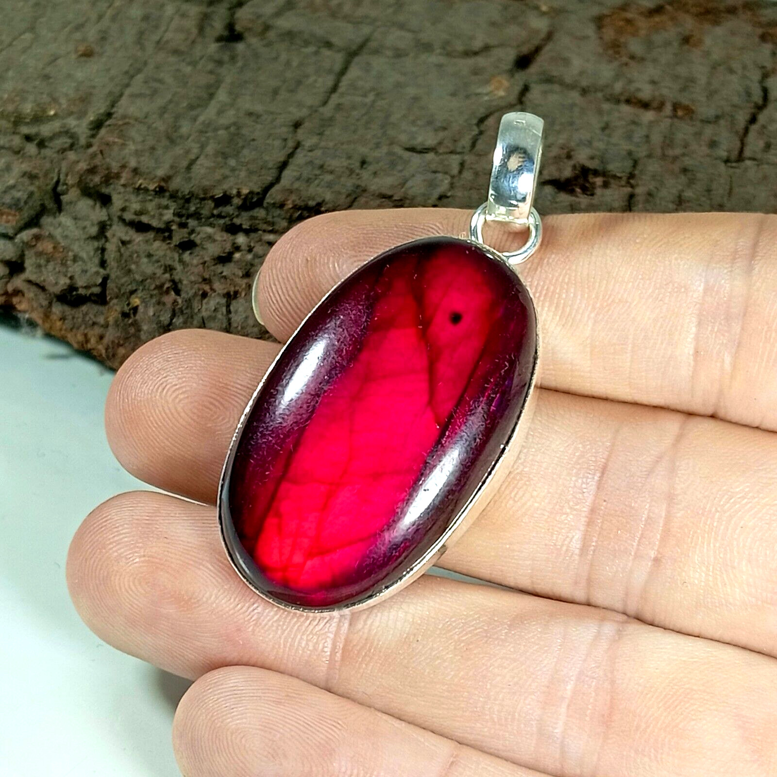 Red Fire Labradorite Gemstone Pendant 925 Sterling Silver Jewelry Pendant