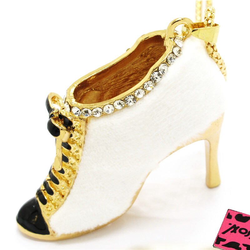 New Fashion Women White Lambskin Shoes Vintage Crystal Pendant Chain Necklace