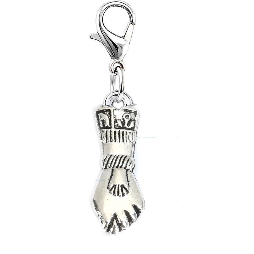 Clip on Hand Figa Lucky Charm Spiritual Protection Amulet Pendant for European J