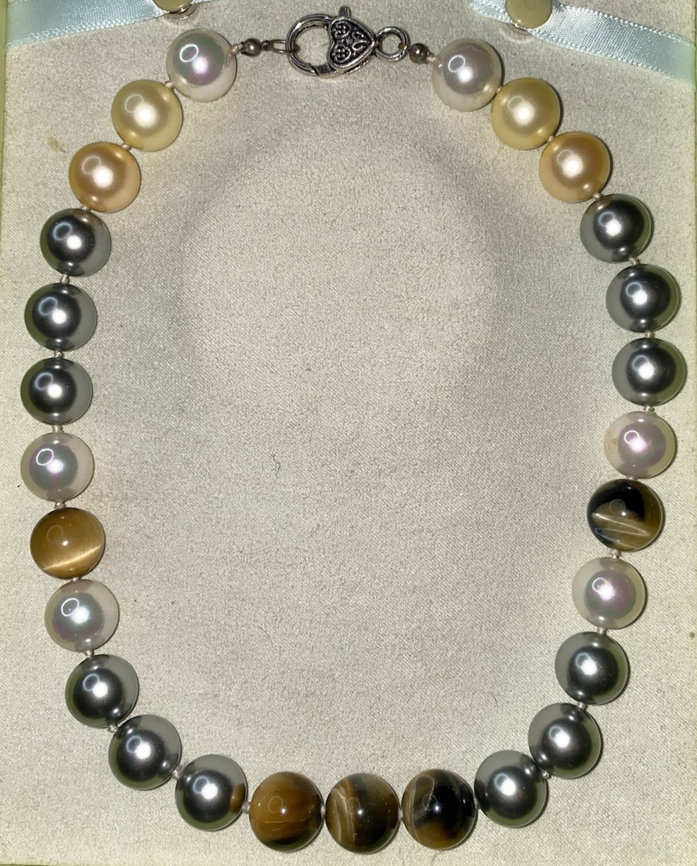 Glass White Gray Pearls & Tiger’s Eye 14mm Beads Knotted Necklace 16”