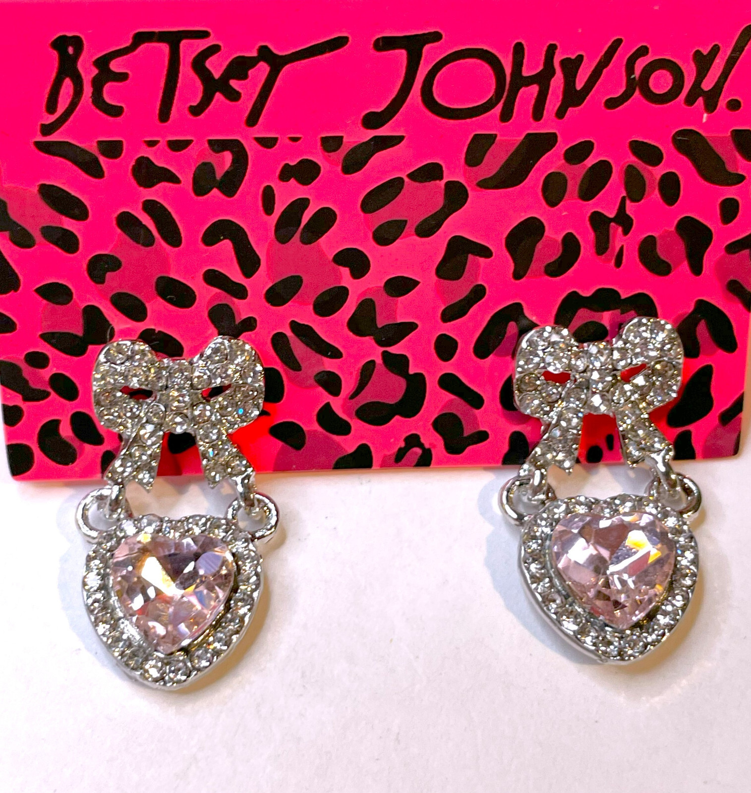 Super Cute Bow Pink HEART Valentine LOVE Rhinestone Betsey Johnson NECKLACE