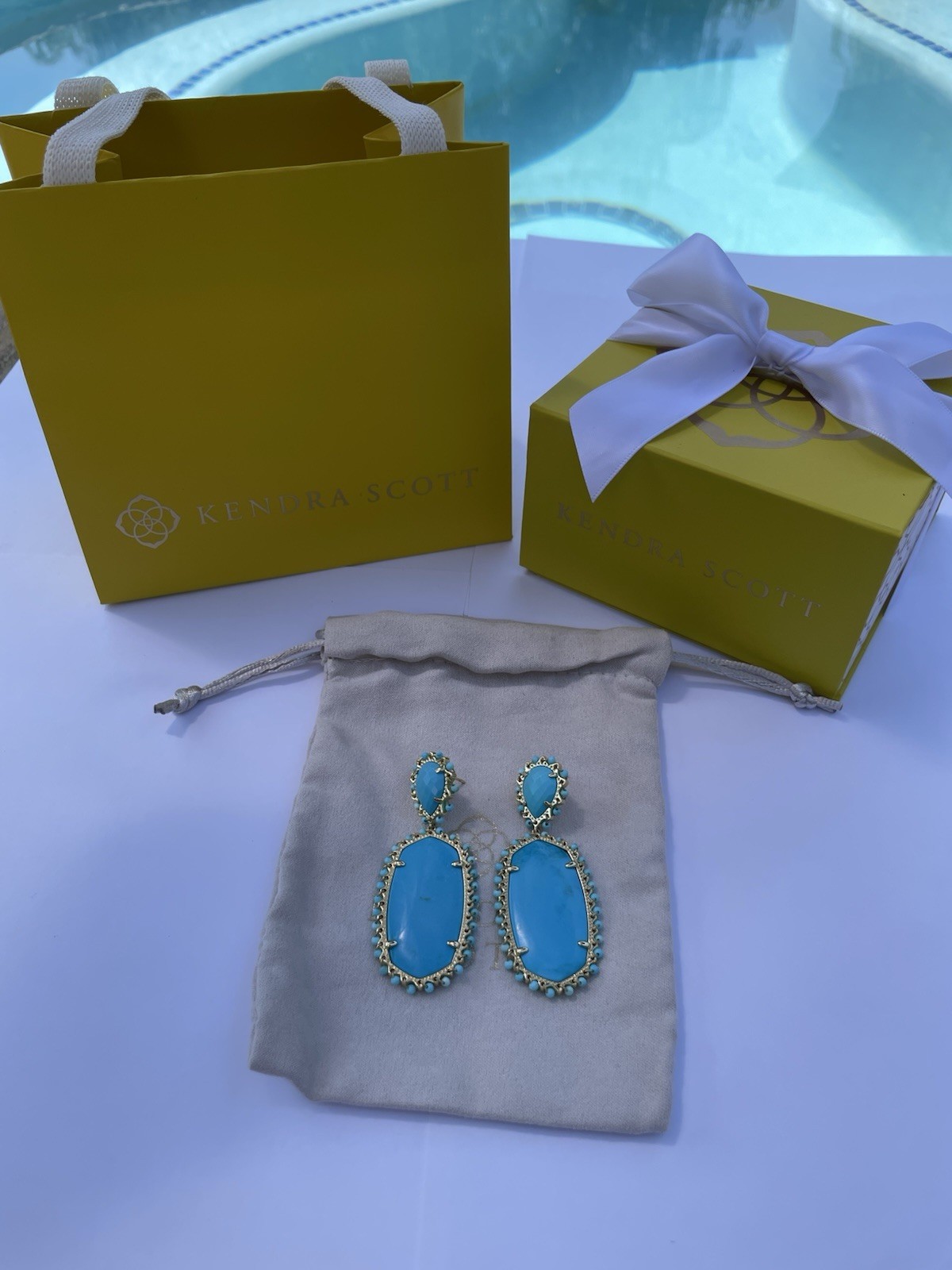 Kendra Scott Pearl Beaded Elle Statement Earrings – Gold Turquoise Magnesite