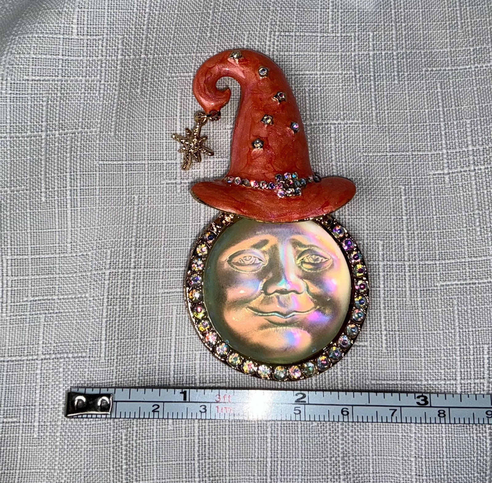 Brooch Pin Pendant Moon Wizard Halloween Magical Hat