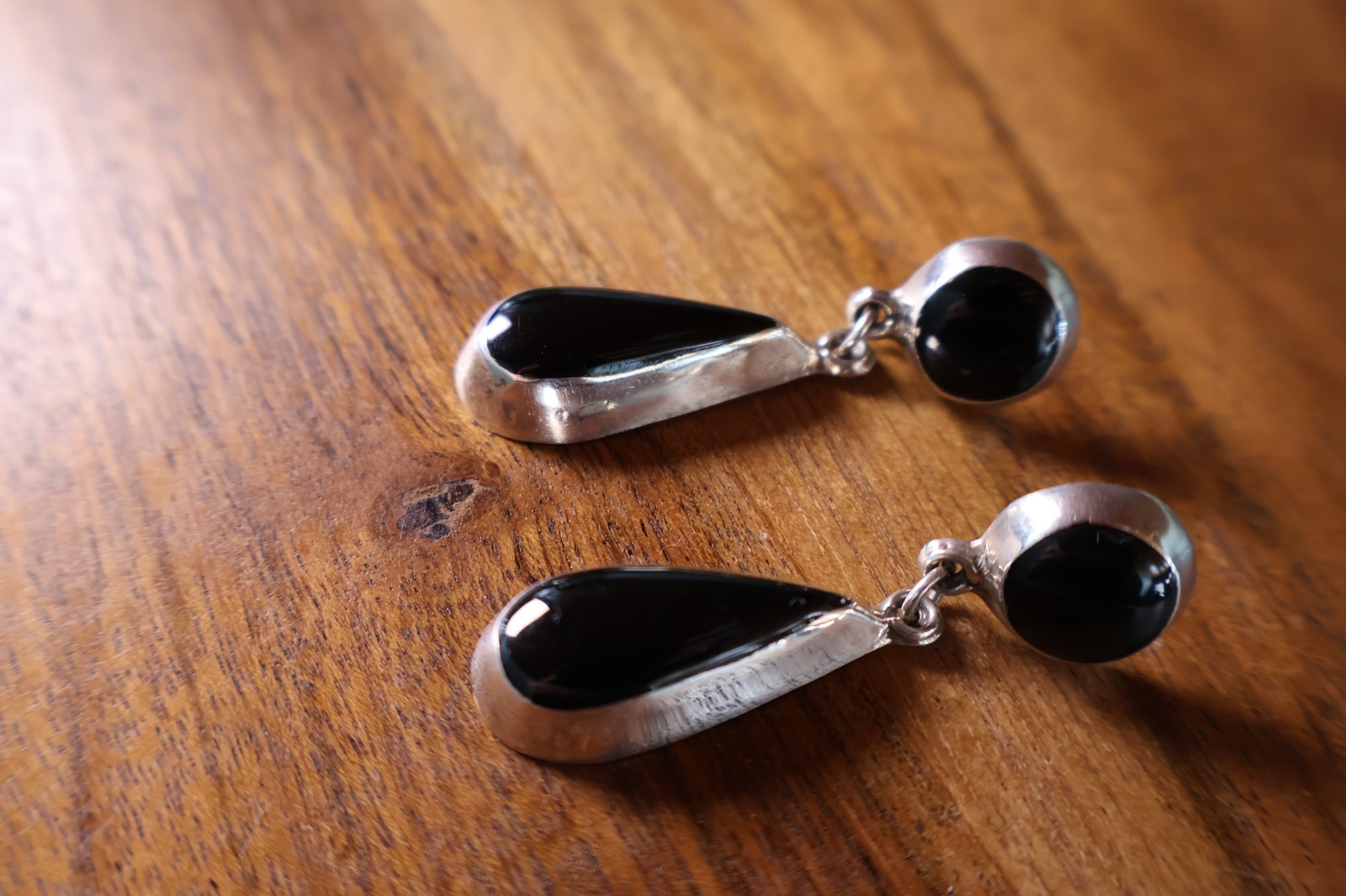 Vintage Taxco Mexican Sterling Silver Black Onyx Teardrop Earrings | 11.5g