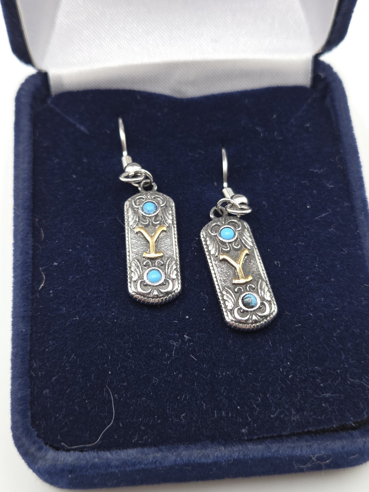 Montana Silversmiths Traditions of Yellowstone Turquoise Earrings
