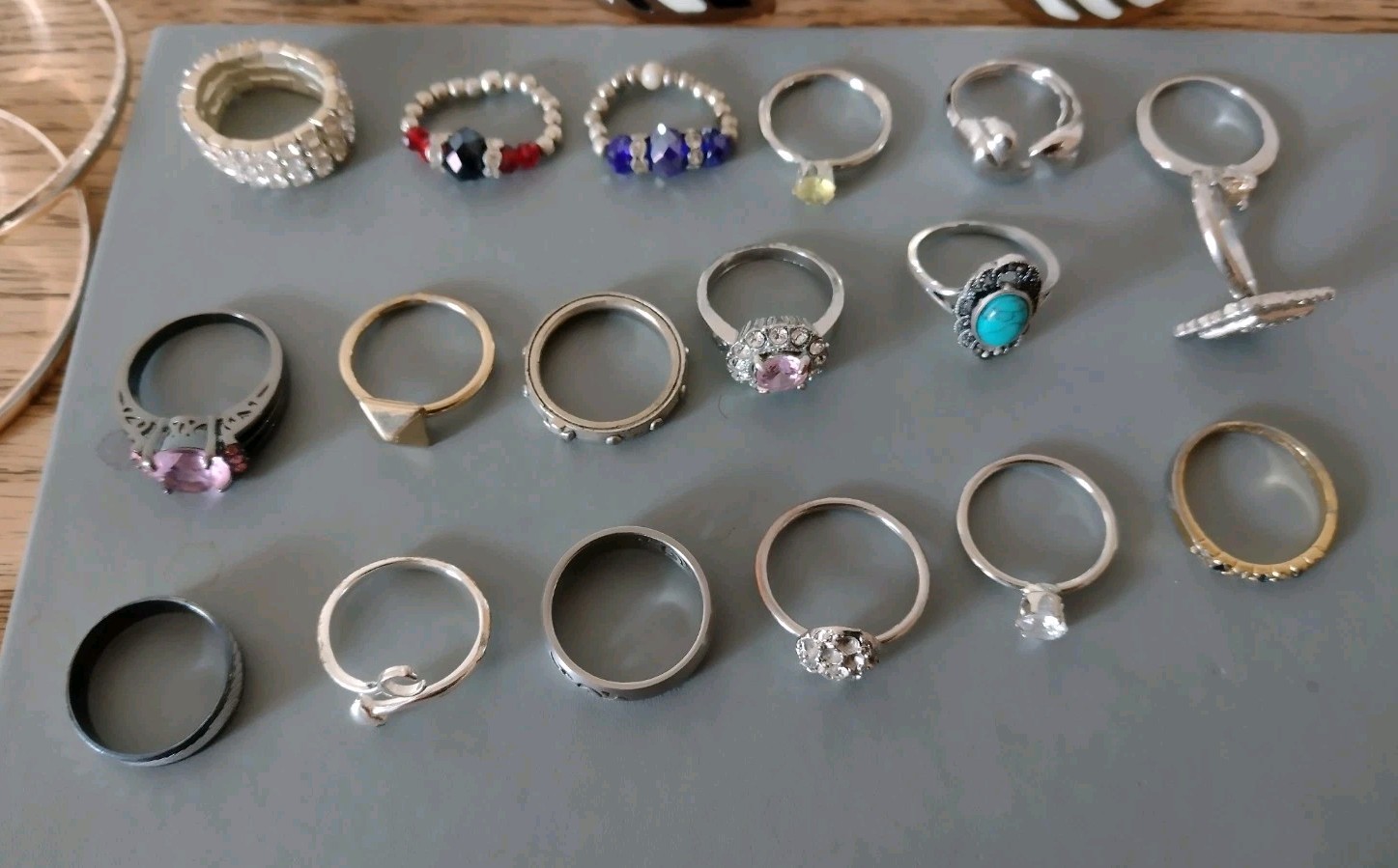 Vintage Costume Jewellery Rings And Bracelets Bangles Clasps 30 Total Vgc.