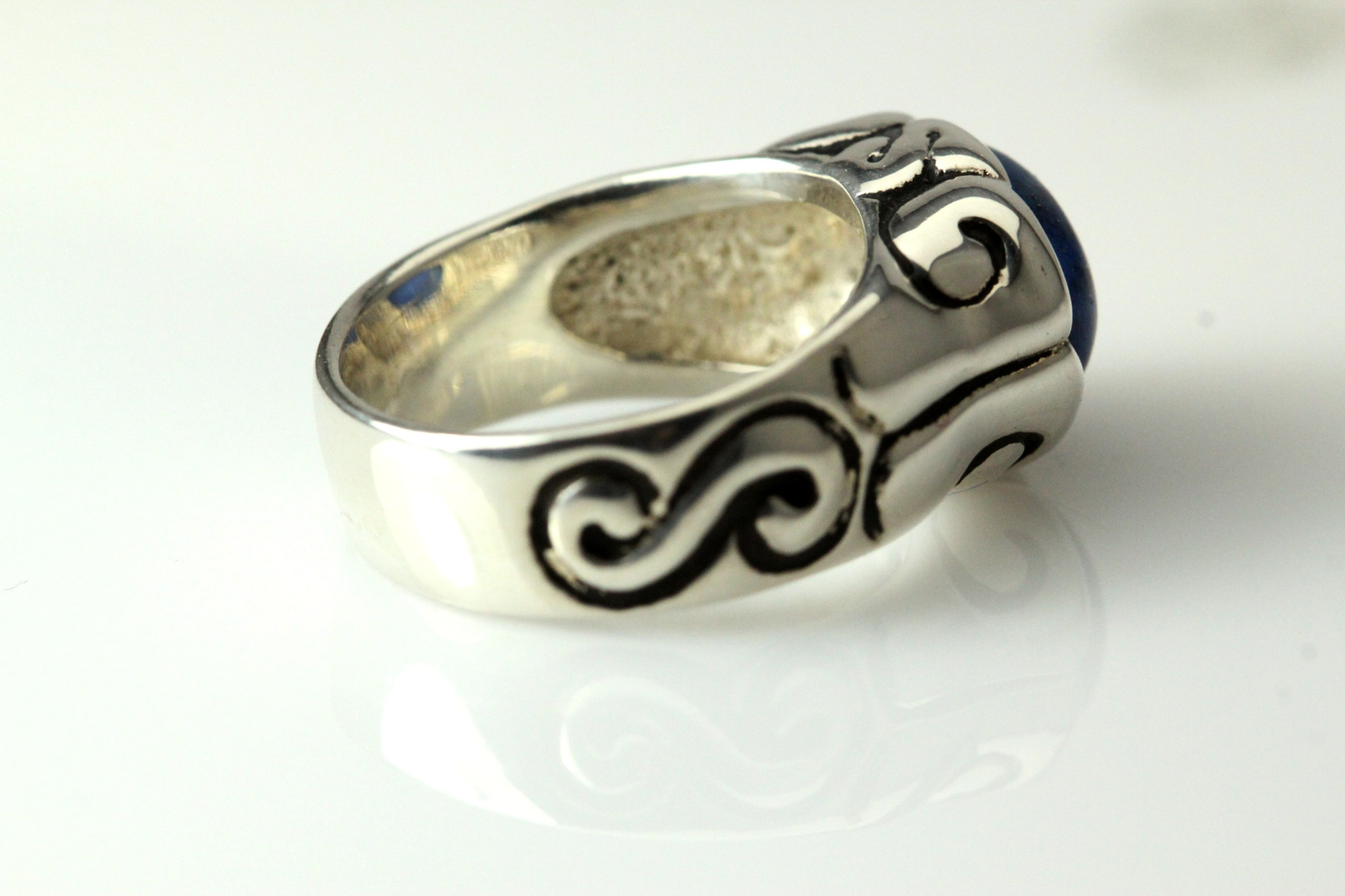 Oval Blue Lapis Sterling Silver 925 Size 6.75 Ring 9.4 Grams (RIN4788)