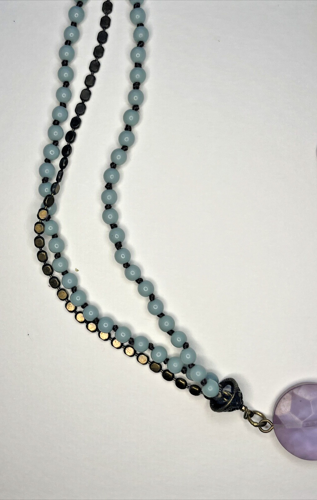 COLDWATER CREEK COPPER COLOR METAL ACRYLIC BLUE & LILAC BEADS BUTTERFLY NECKLACE