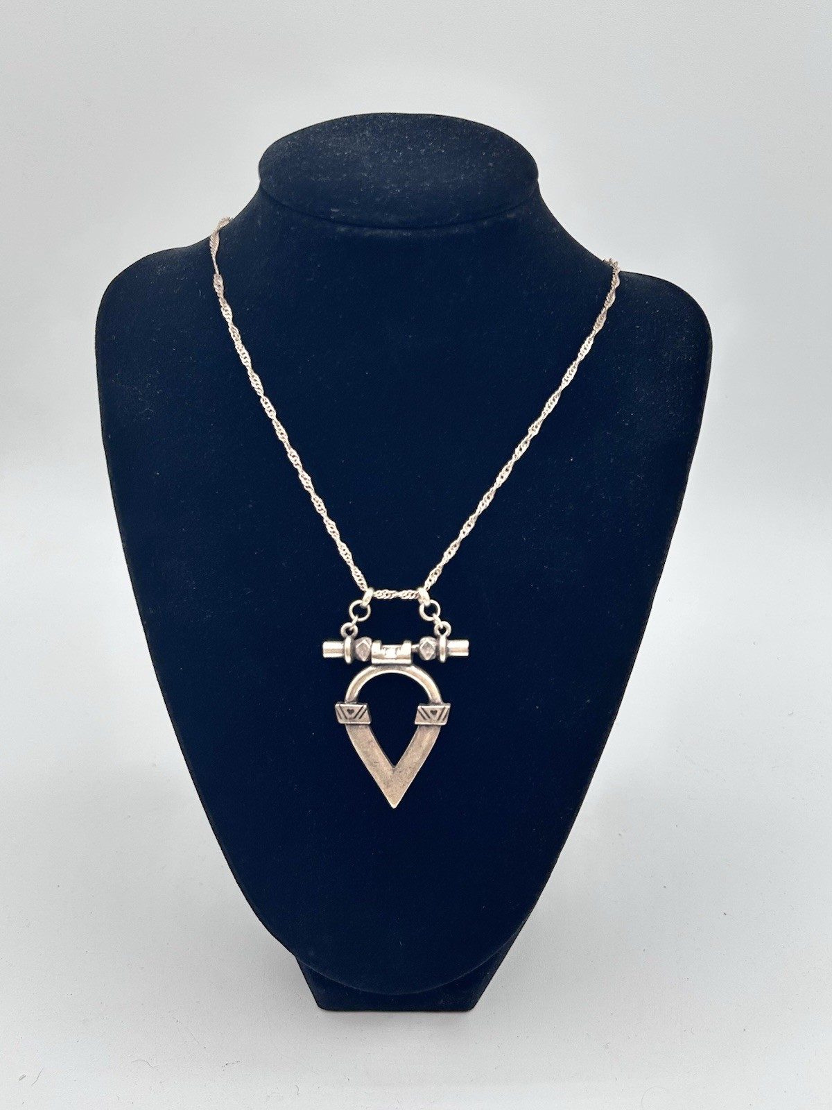 Rustic Trench Art Fashion Necklace Unmarked 21”