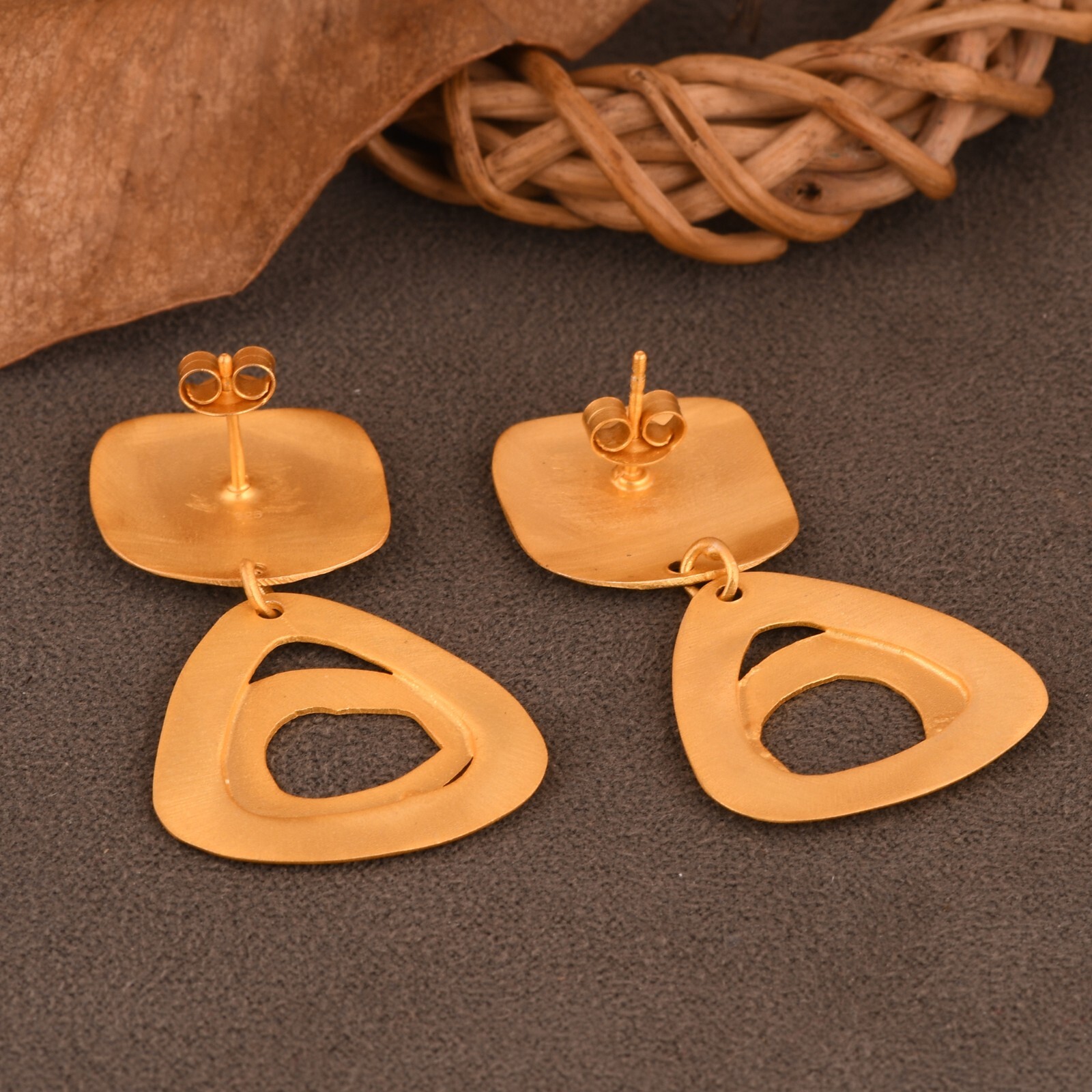 Gold Color Fancy Earrings Handmade Women Stud Jewelry For Special Occasion