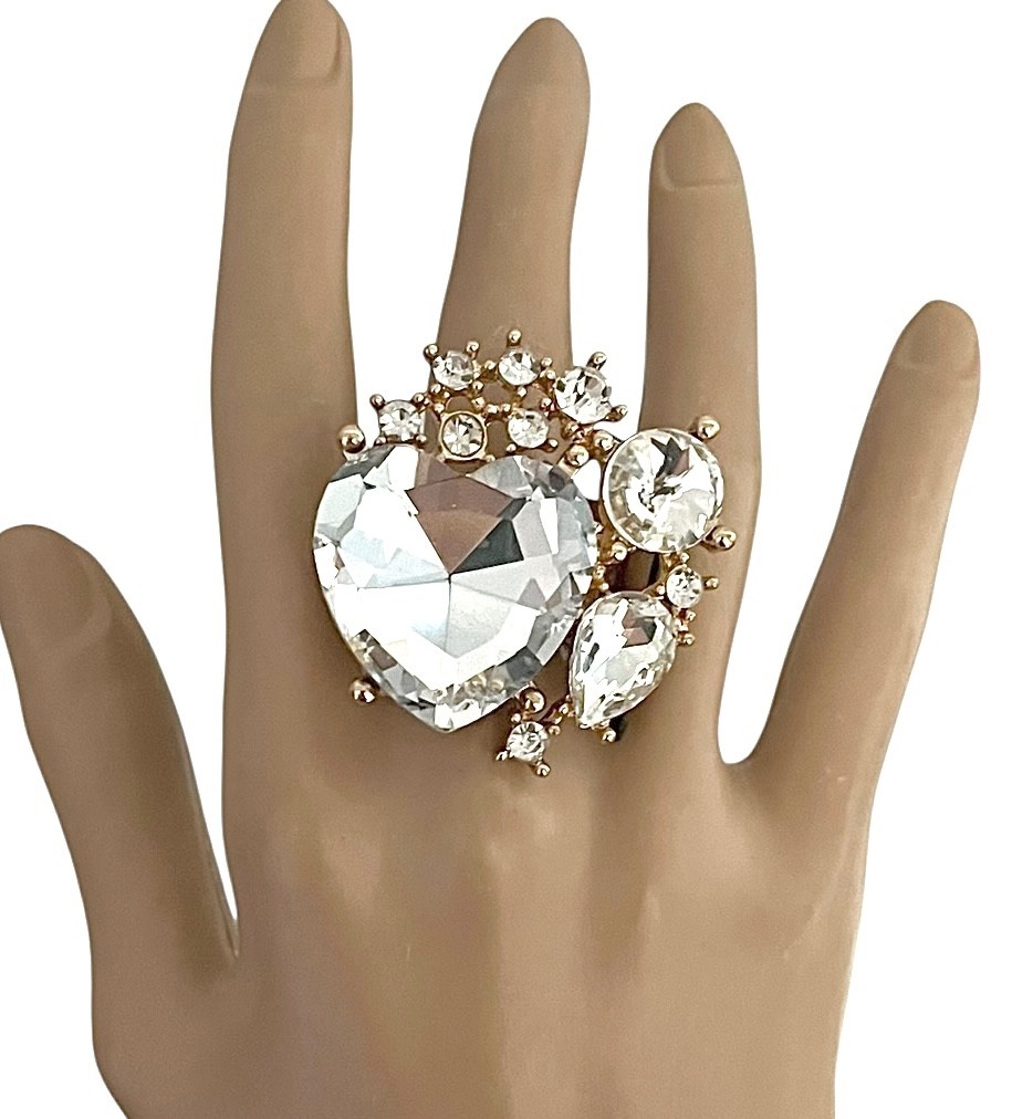 1.3/8″ Drop Bold Clear Crystal Heart Stretch Cocktail Ring Costume Jewelry