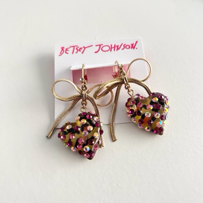 BETSEY JOHNSON Leopard Print Pink Rhinestone Heart Necklace Earring Jewelry Set
