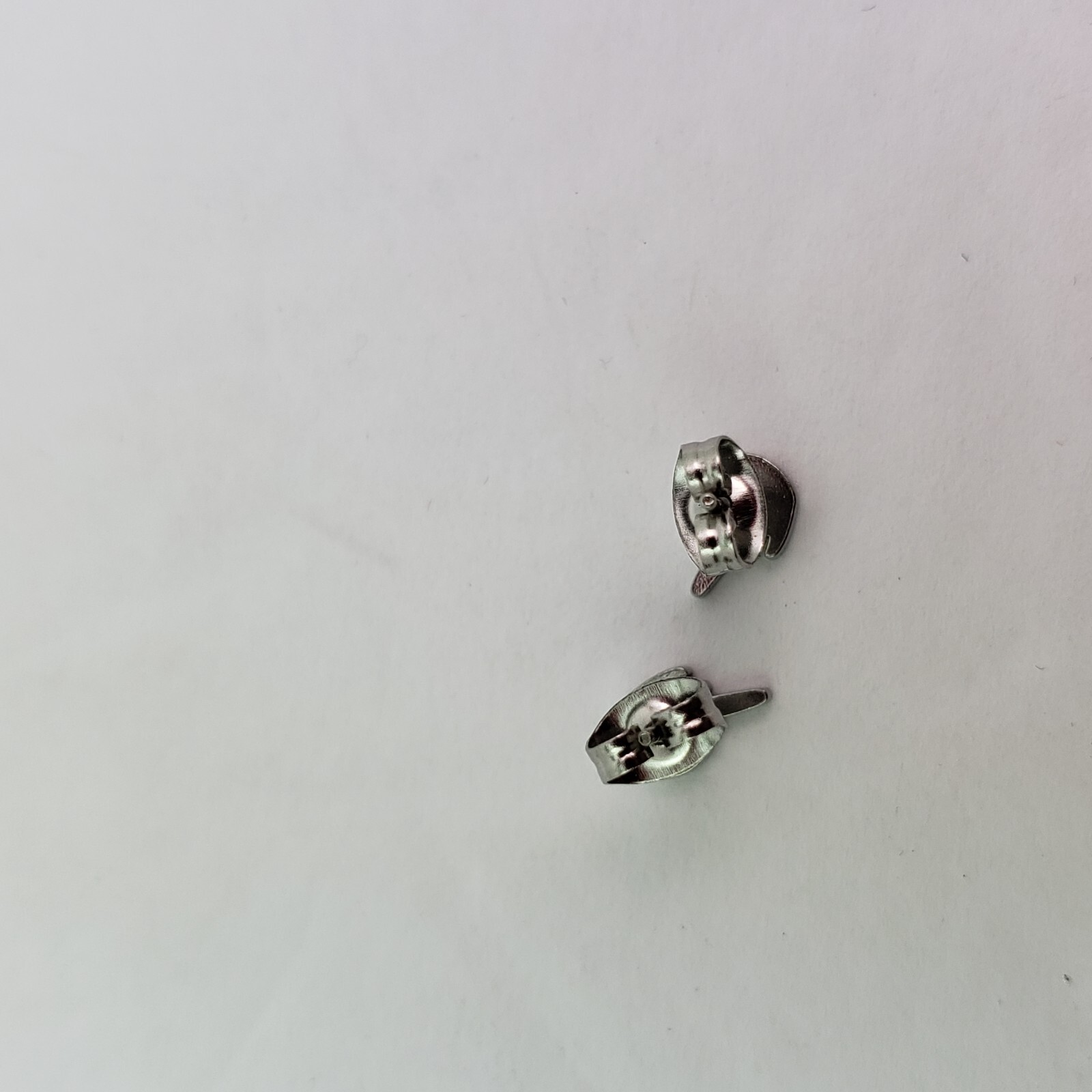 Unbranded Adult Fashion Costume Jewelry Silver Edgy Flipping Off Stud Earring
