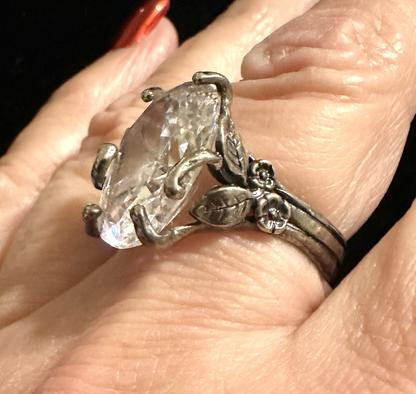 Israel 925 Sterling Silver & Crystal Ring Brutalist Floral Setting Sz 7.75