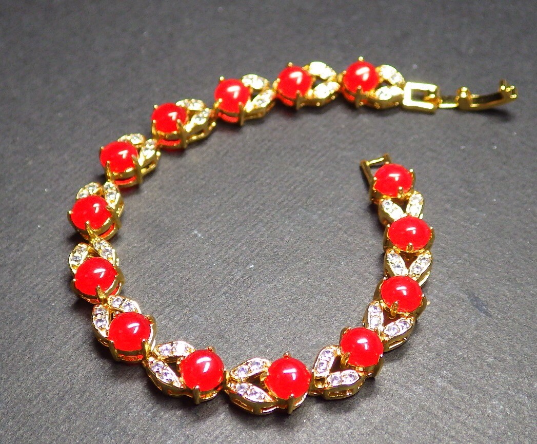 Yellow Gold Plate Red JADE Cabochon Bangle Bracelet Diamond Imitation 320681 US