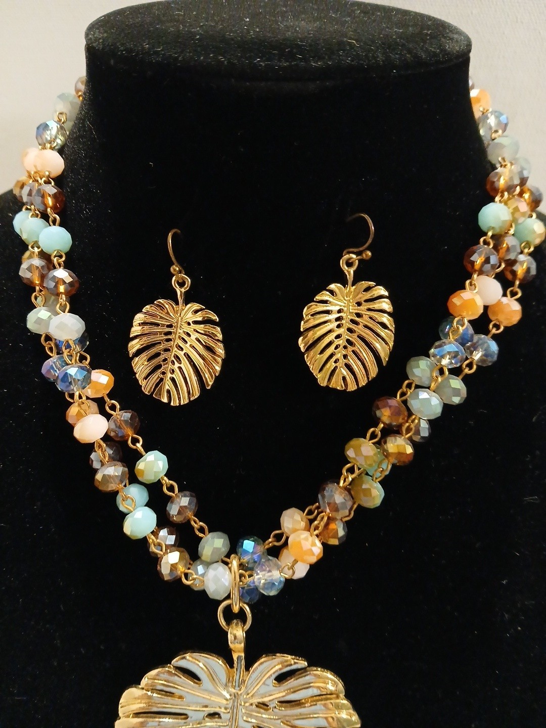 Ladies Multicolored Beaded With Matching Earrings