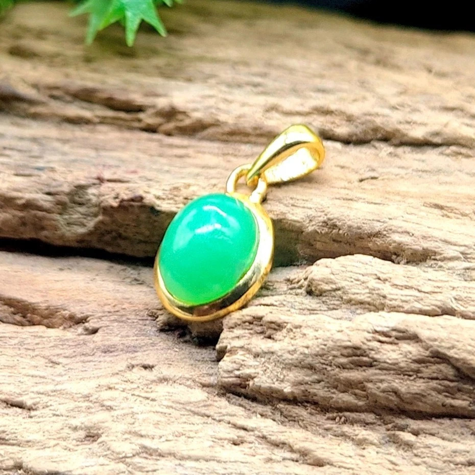 Chrysoprase Gemstone Pendant, 9x11mm Oval Gold Plated Handmade Fashion Jewelry.