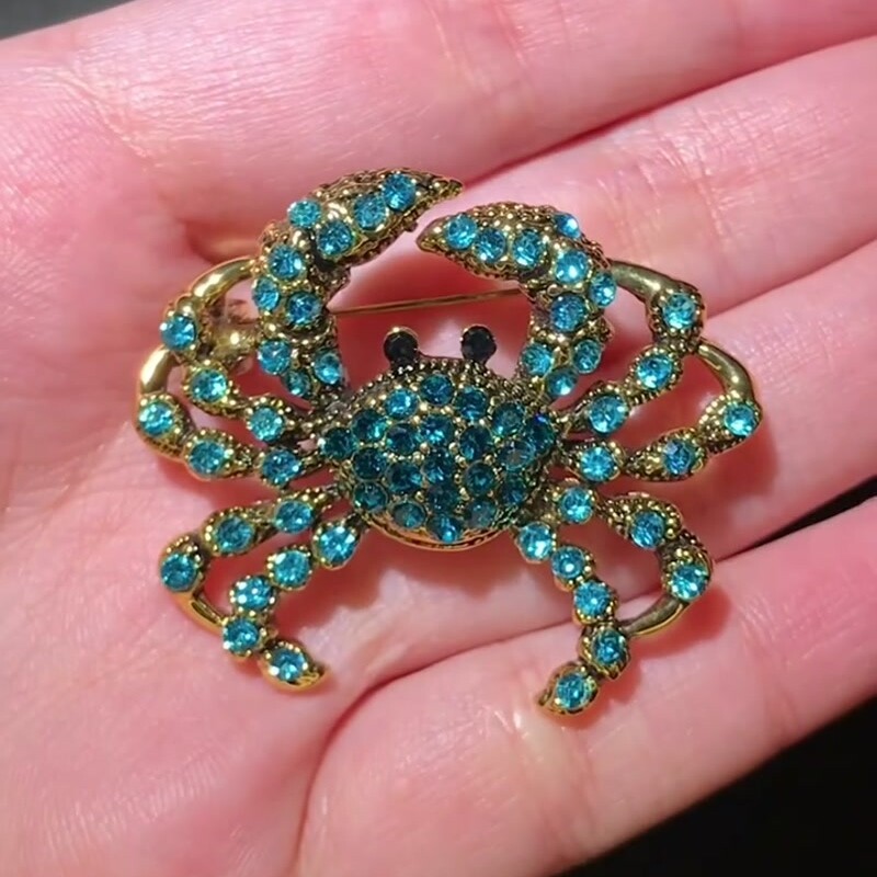 Lovely Crab Brooches For Women Sparking Sea Animal Coat Backpack Gifts Hot Sale