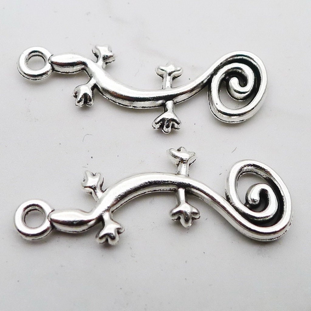 15 or 40PCS Antique Silver Tone Lizard Gecko Charm Pendant JHS247