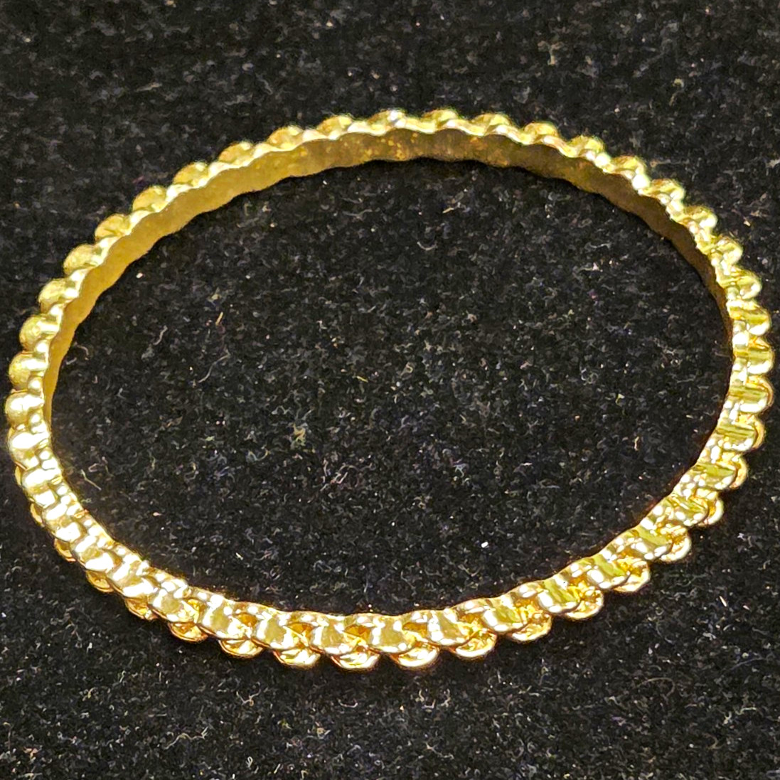 Gold Tone Rope Bangle Bracelet Graziano CN Signed Slip-On Metal Round No Stone