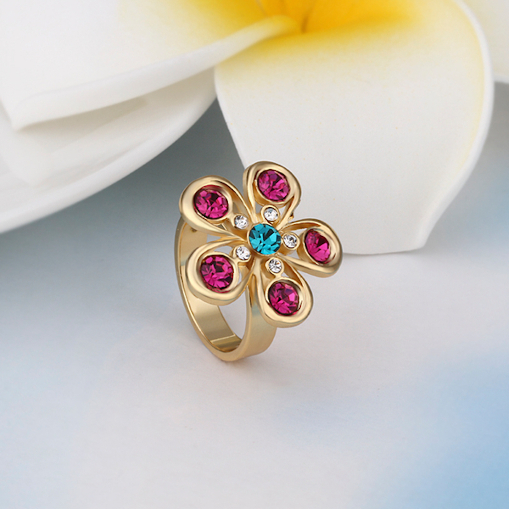 18K Gold Blue Pink Zirconia Flower Band Ring Size 8 B117