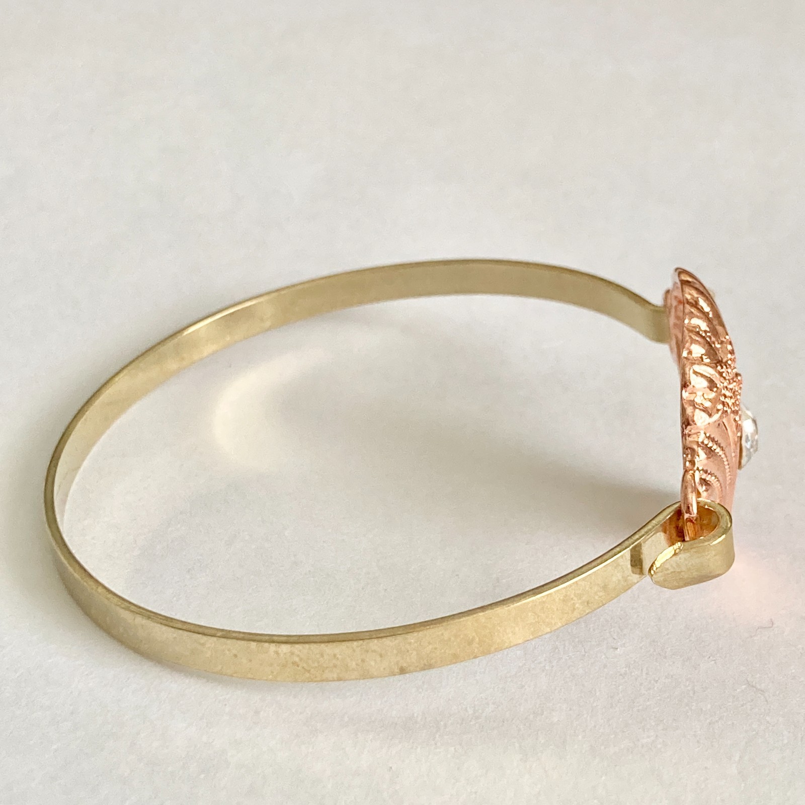 Scallop Sea Shell Bracelet Bangle Nautical Island Beach 7.5″ Gold Plated Crystal