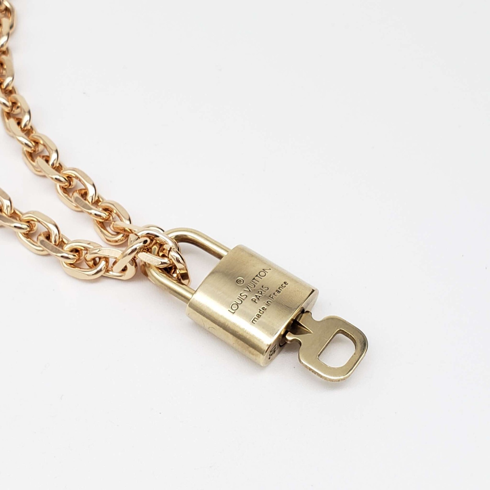 100% Auth Louis Vuitton Lock & Key with Unbranded Gold Plated Chain Necklace