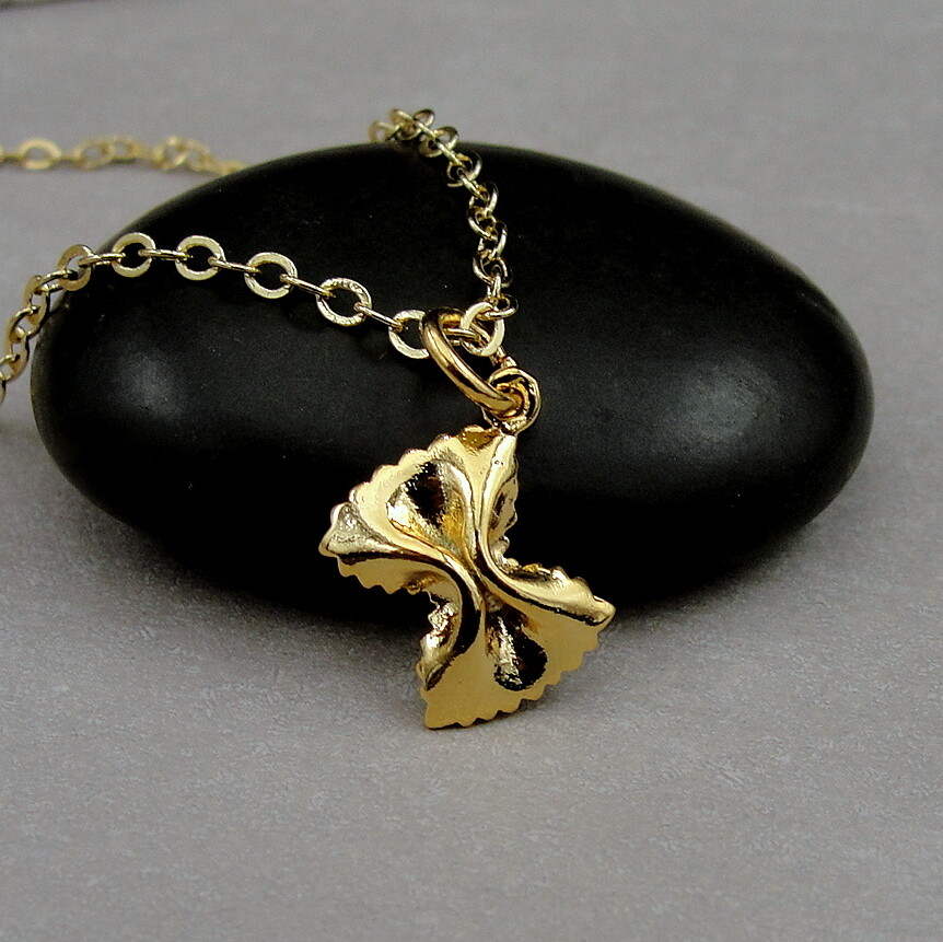Gold Farfalle Pasta Charm Necklace – Food Cooking Spaghetti Pendant Jewelry NEW
