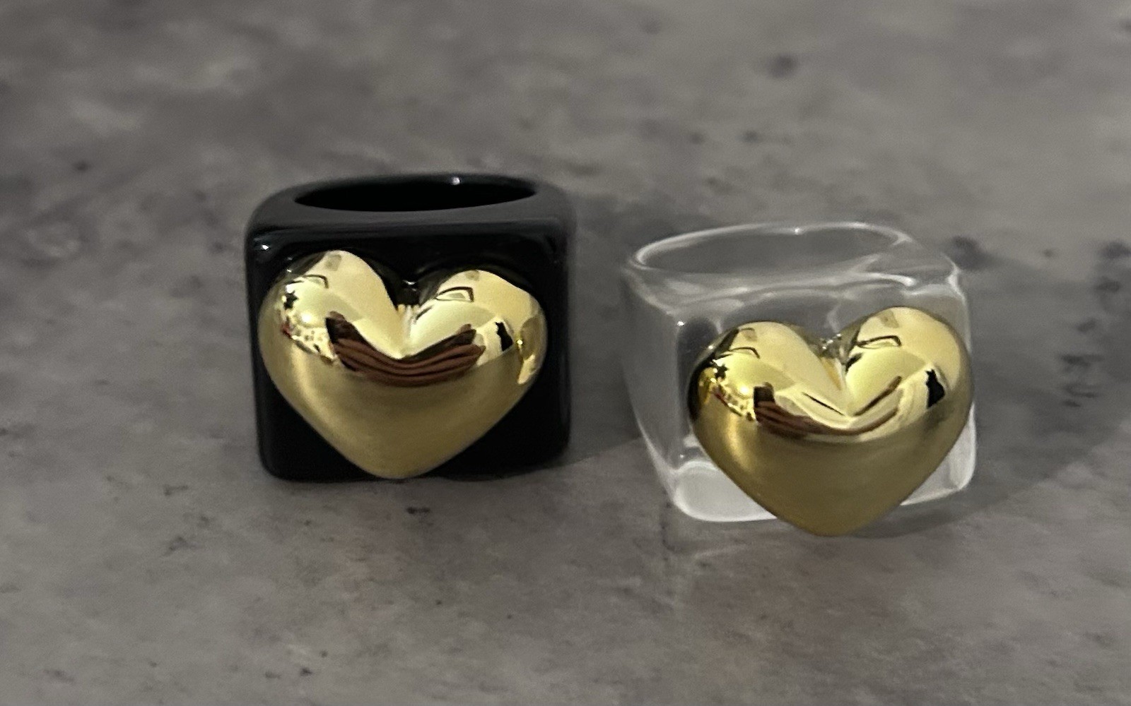 Set Of Heart Acrylic Resin Rings