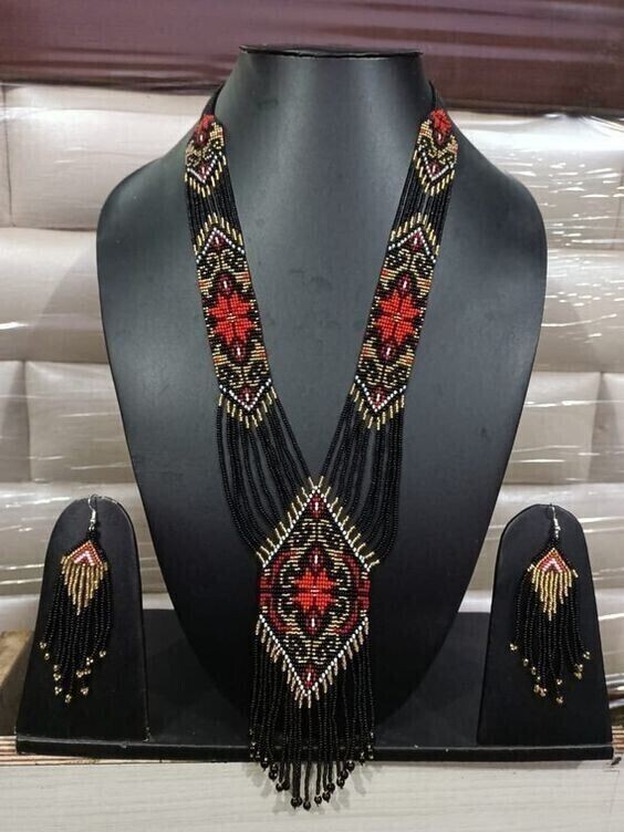 Handmade Seed Bead Necklace American Style Wisher Necklace Boho Beaded Flower