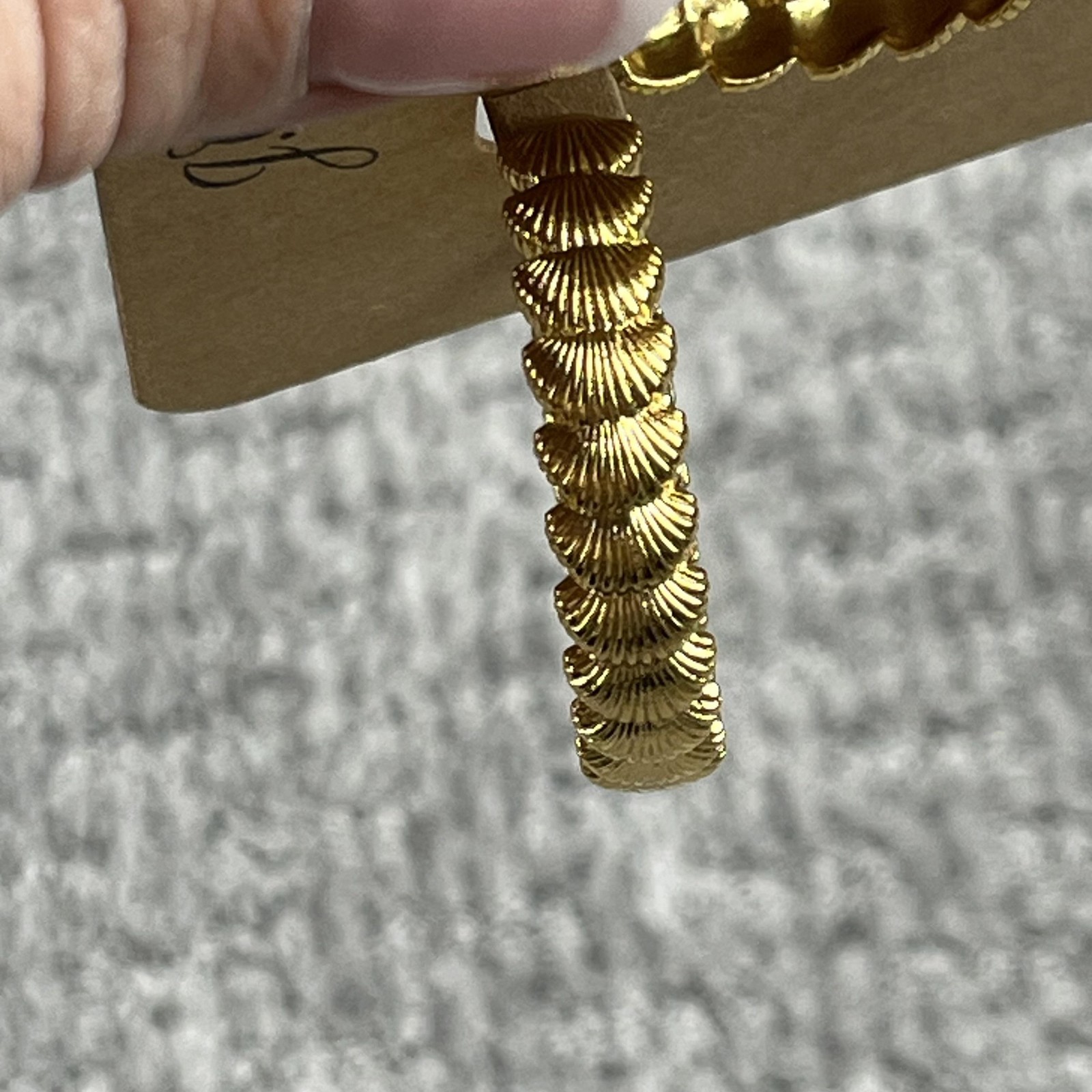 J.Crew Gold Shell Hoop Earrings Textured Gold Tone Womens Jewelry Beach Coastal
