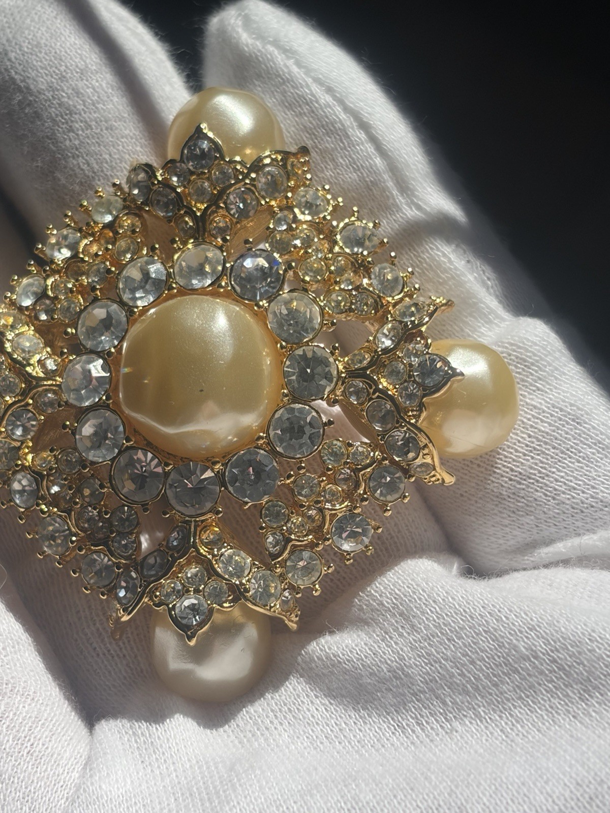 Nolan Miller Glamour Collection Signed Faux Pearl & Rhinestone Brooch Pin