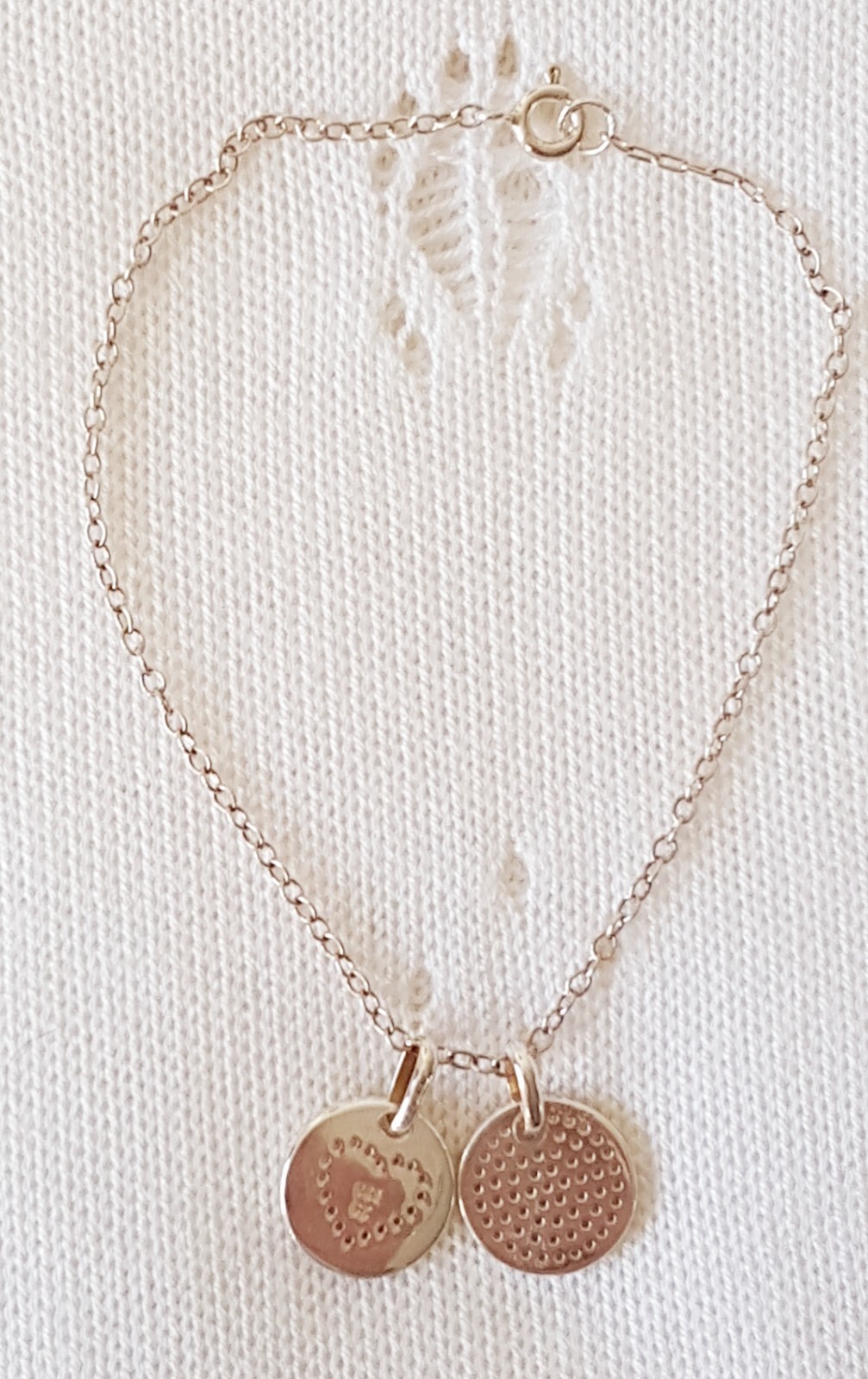 Bracelet ~ Chain with Heart & Circle Charm ~ Hallmarked 925 Silver ~ 18.5cm Long