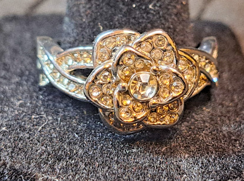 Silver Tone Crystal Flower Ring Size 10 Pave Petal Cluster Statement Jewelry