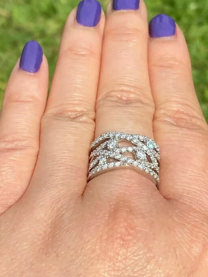 Round Cut Simulated Diamond Women’s Criss Cross Band Ring 14k White Gold Plated