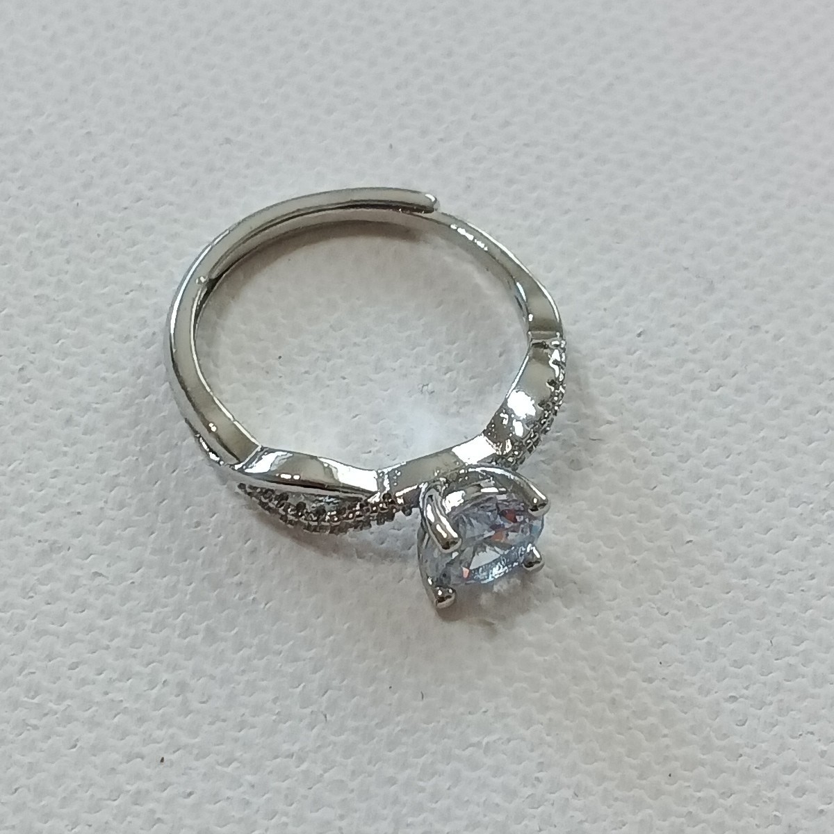 Women Anniversary Ring Size 7 Brass Plated Silver Crystal Prong Rhinestone