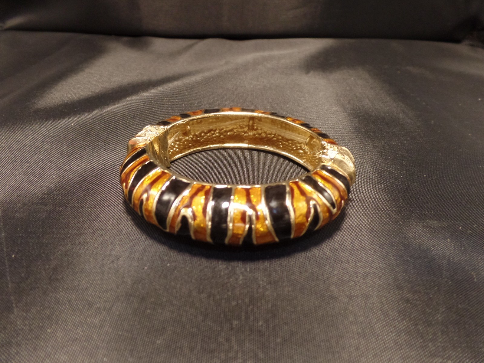 Enamel Metal Bangle Bracelets Chic Classy Goldish Brronze and Black Slip On