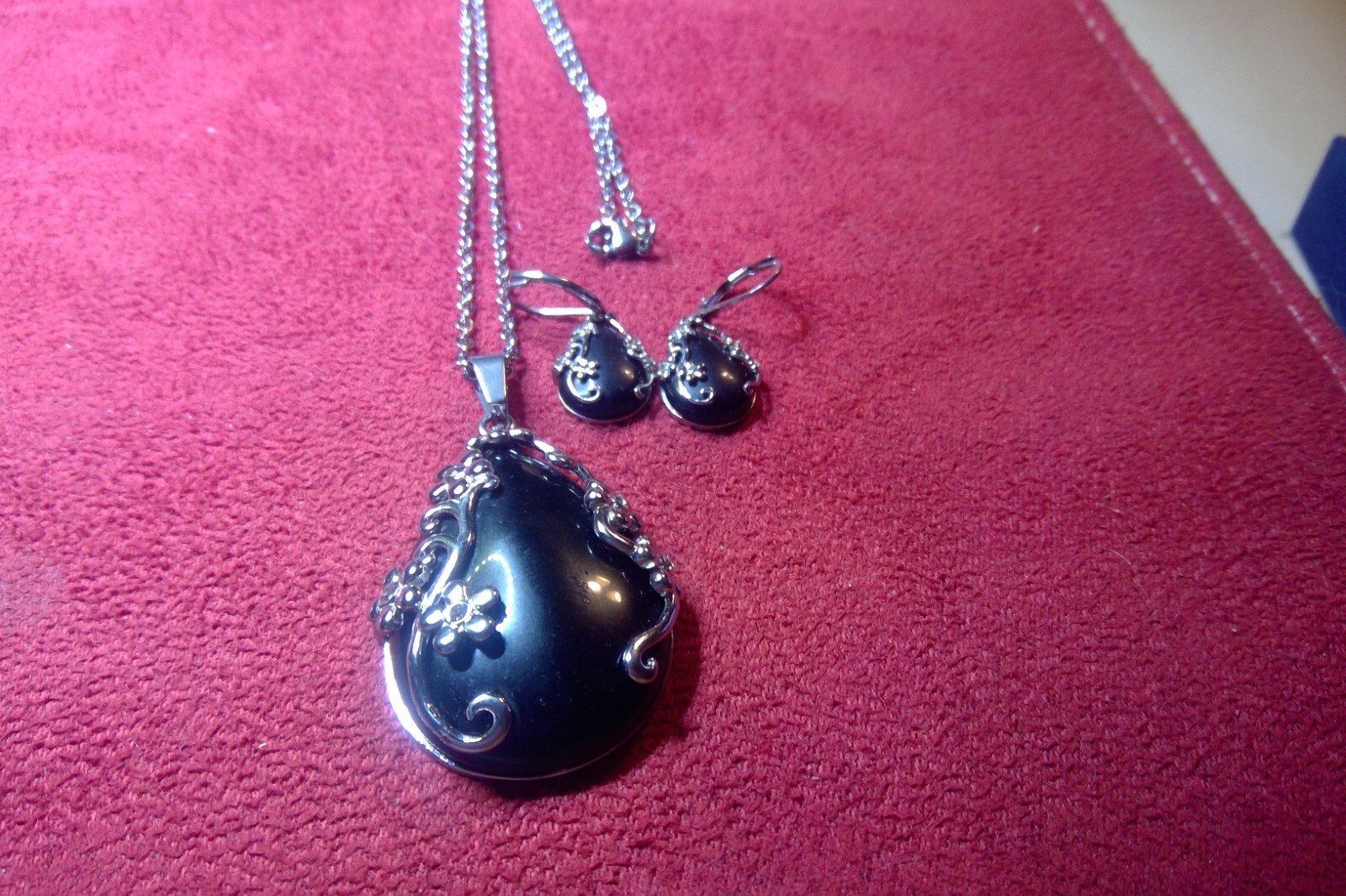 Stainles Steel 316 Onyx Necklace and Earrings