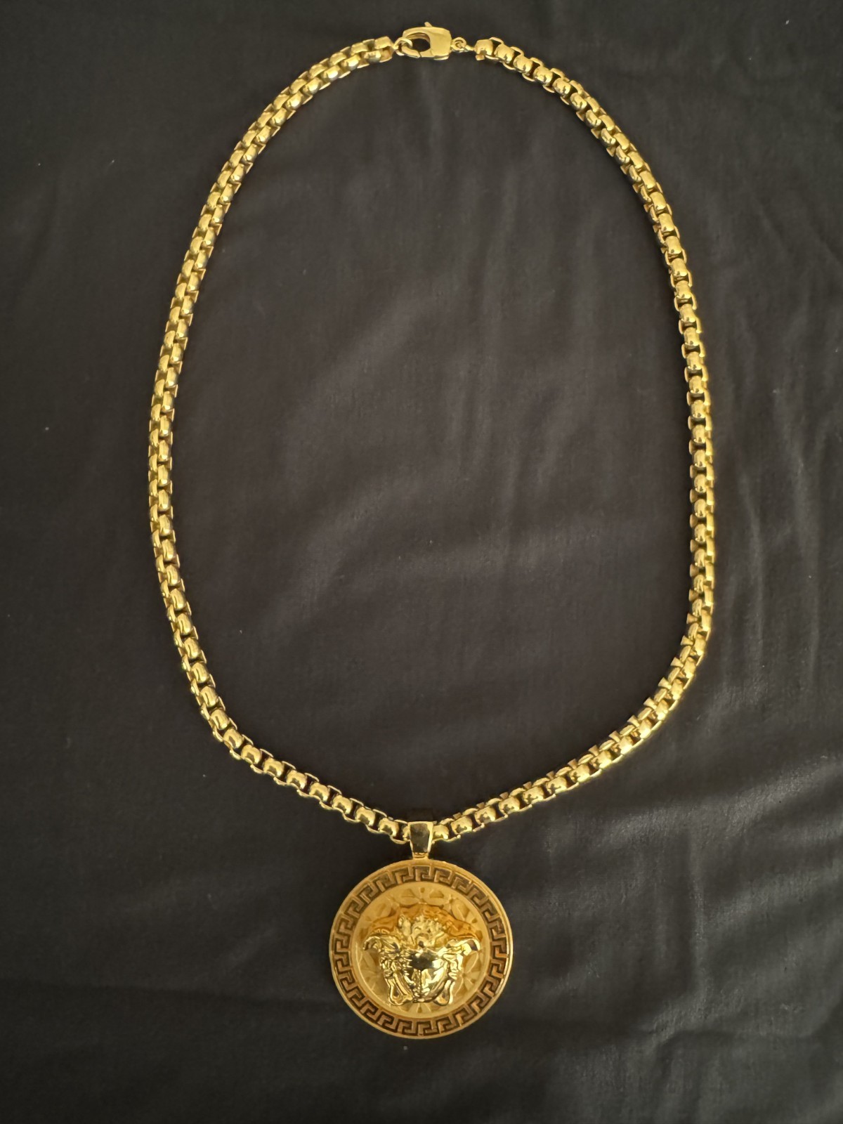 Authentic Versace Medusa Necklace Gold Tone DG14703 Made in Italy w/ Tags