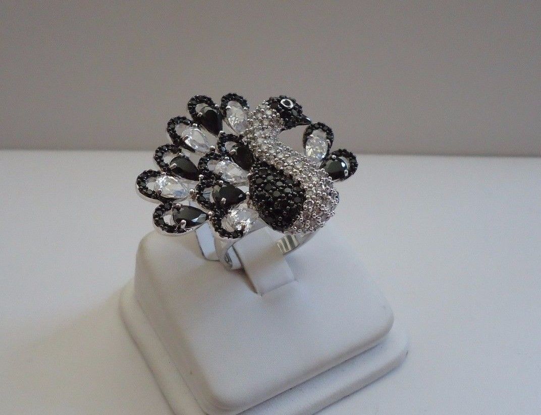 925 STERLING SILVER PEACOCK RING W/ 10 CT WHITE & BLACK LAB SIMULANT DIAMONDS