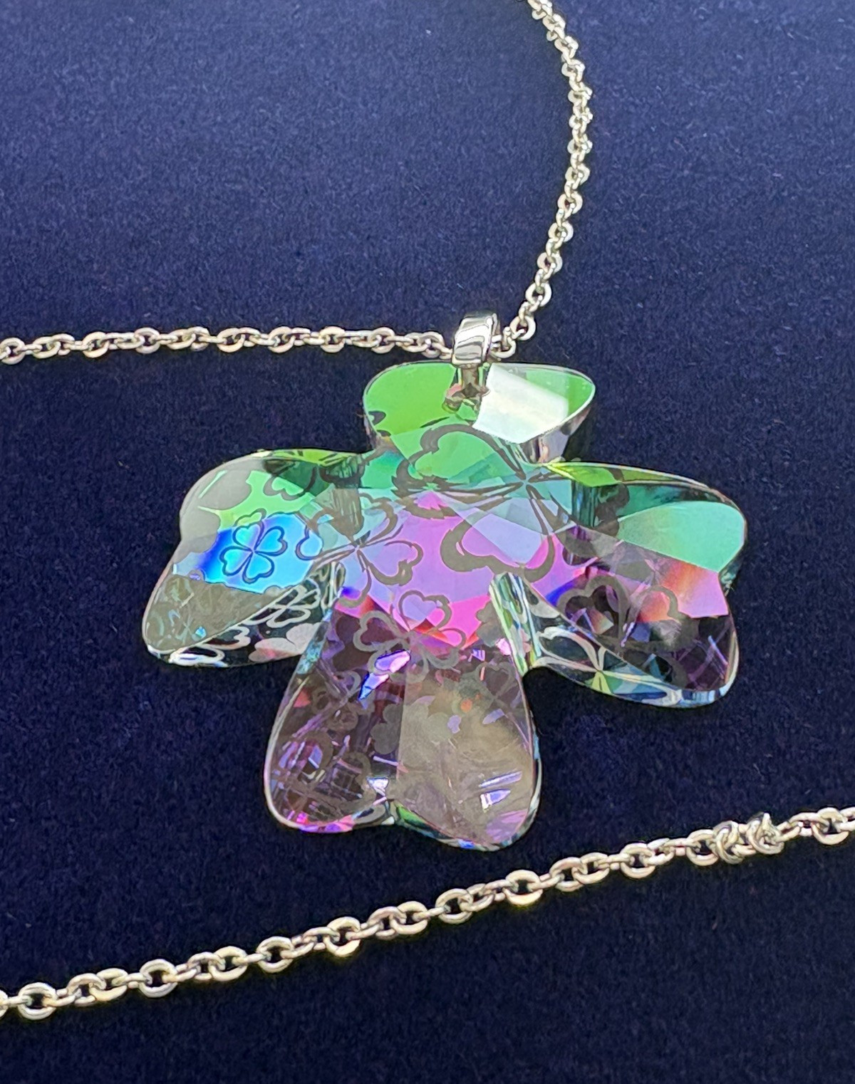 Clover Crystal Pendant Necklace- Vitrail Green Preciosa Bohemian Crystal